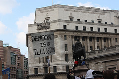 Pipeline placards on demo