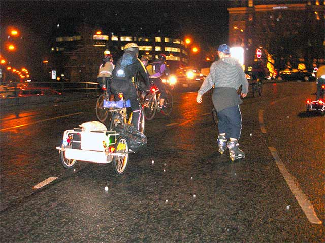 Brum Critical Mass March '07 cop