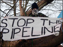 Stop LNG pipeline banner