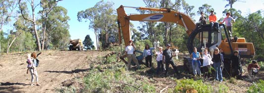 Bunbury digger surrounded