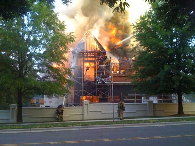 Charlotte luxury house burning