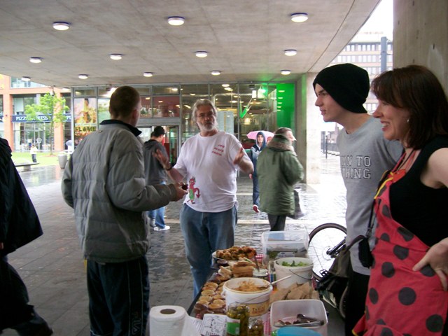 Free food climate day Piccadilly Gardens 1