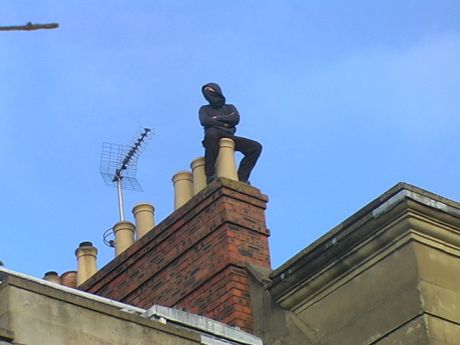 Bristol squat rooftop occupation