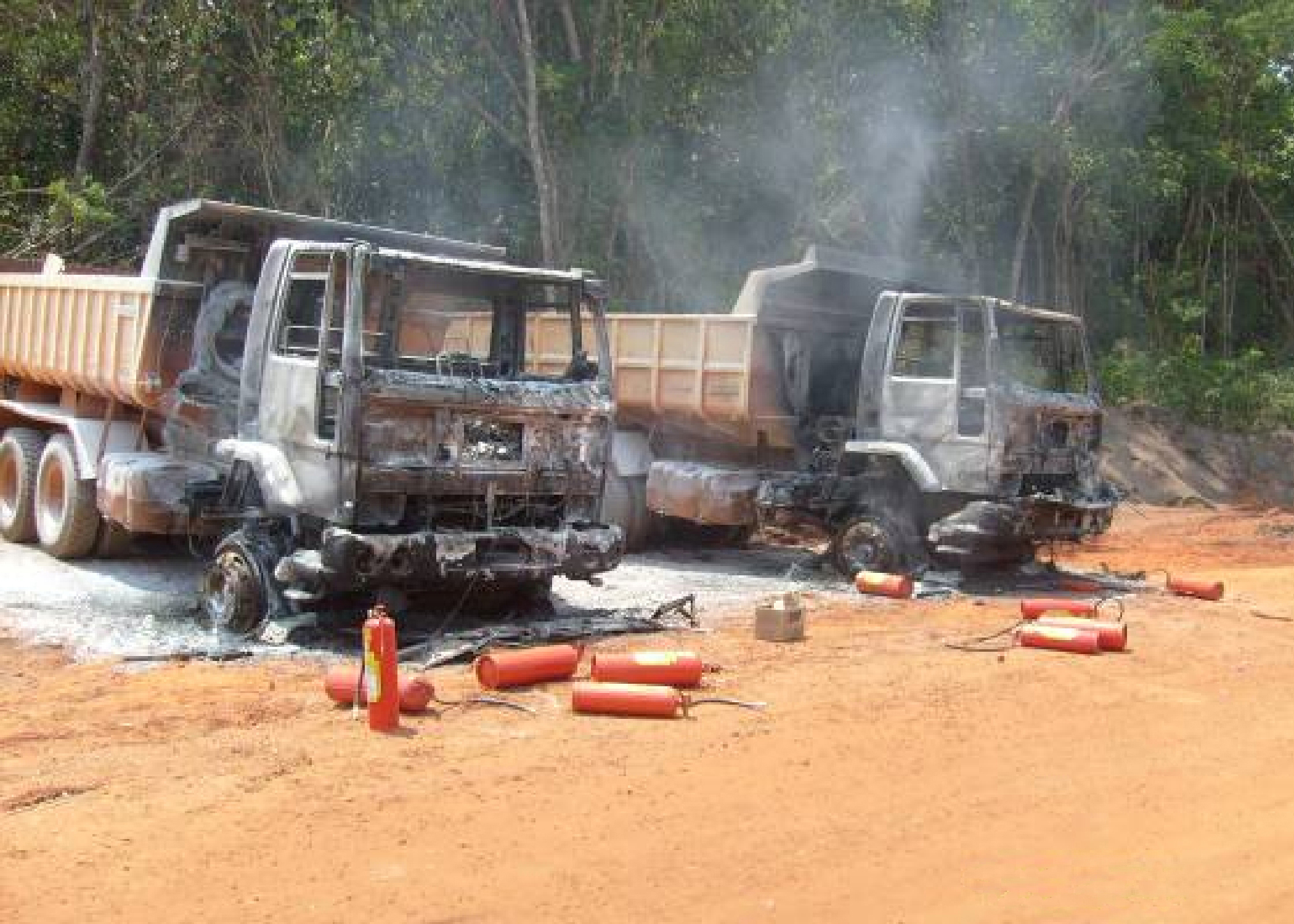 Juruena Dam construction site trashed 2