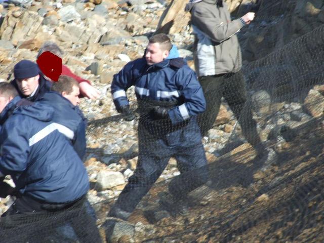 Glengad tug-o-war