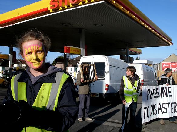 Bristol Shell petrol station protest