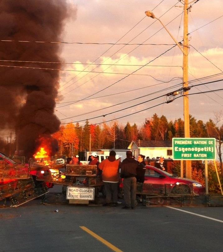 photo of yesterday's solidarity blockade at Esgenoopetitj